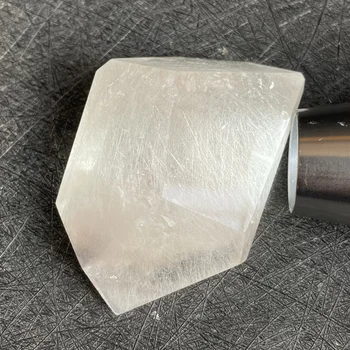 49 g Prírodný Kameň Biely Quartz Rutilated Leštené Crystal Dekorácie Rock Darček Reiki Liečenie